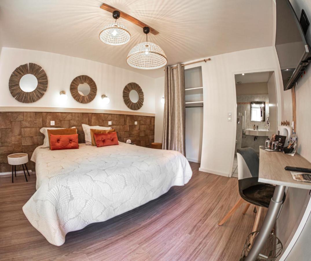 Hotel Des Dauphins Bourgoin-Jallieu Eksteriør bilde